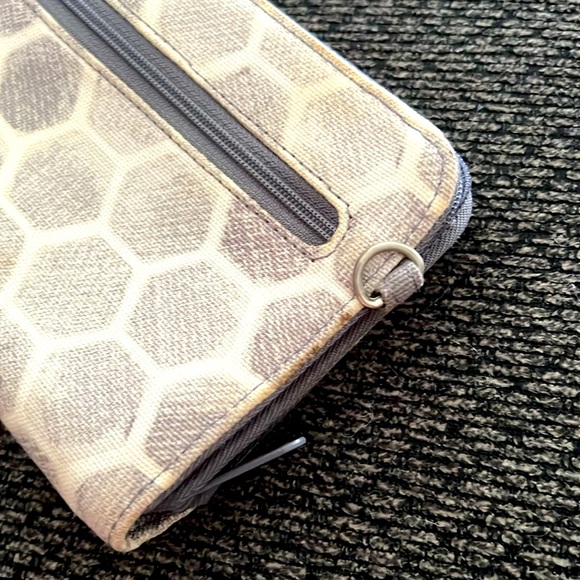 Clutch Purse - Picture 6 of 6